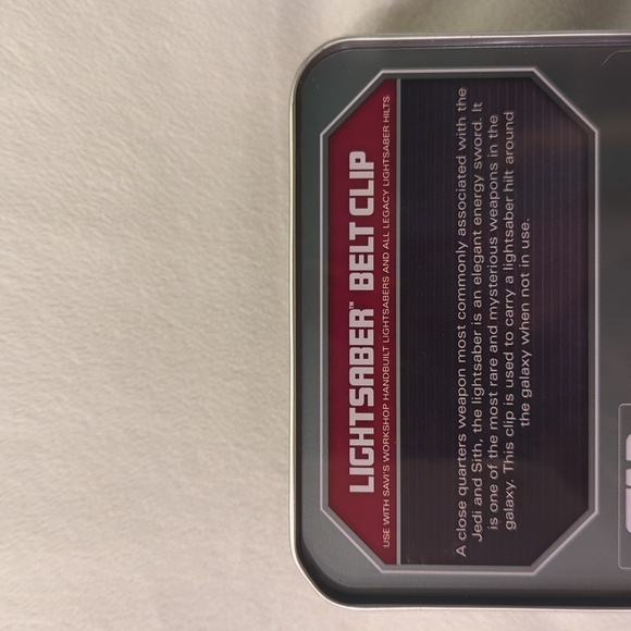 DISNEY STAR WARS | Galaxy's Edge Legacy Lightsaber Belt Clip (New) - Picture 4 of 5